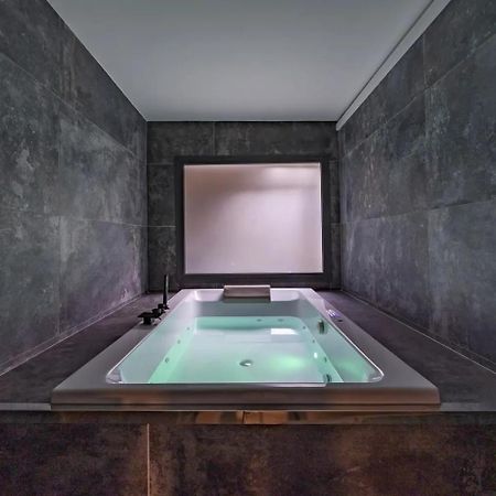 La Brisa Aparthotel Capo dʼOrlando Eksteriør bilde