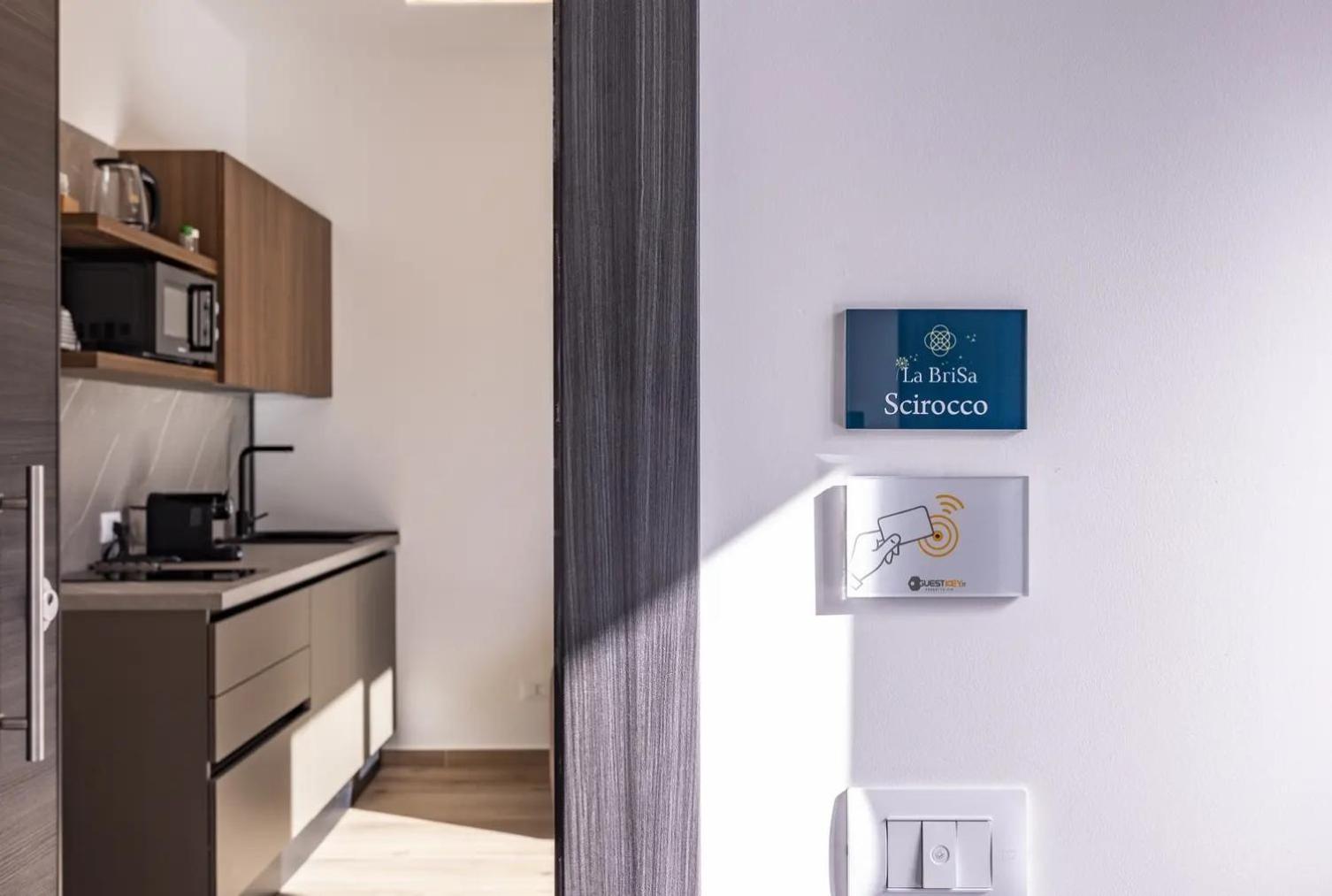 La Brisa Aparthotel Capo dʼOrlando Eksteriør bilde