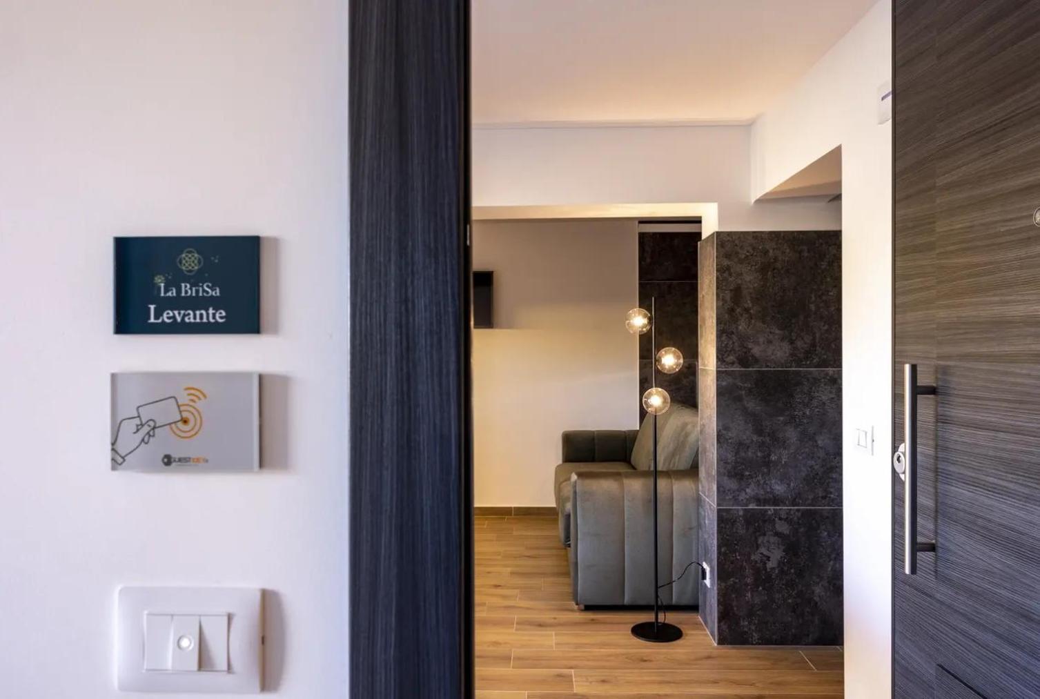 La Brisa Aparthotel Capo dʼOrlando Eksteriør bilde