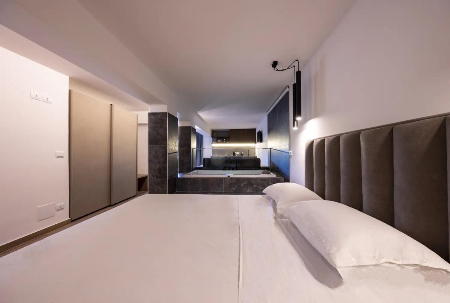 La Brisa Aparthotel Capo dʼOrlando Eksteriør bilde
