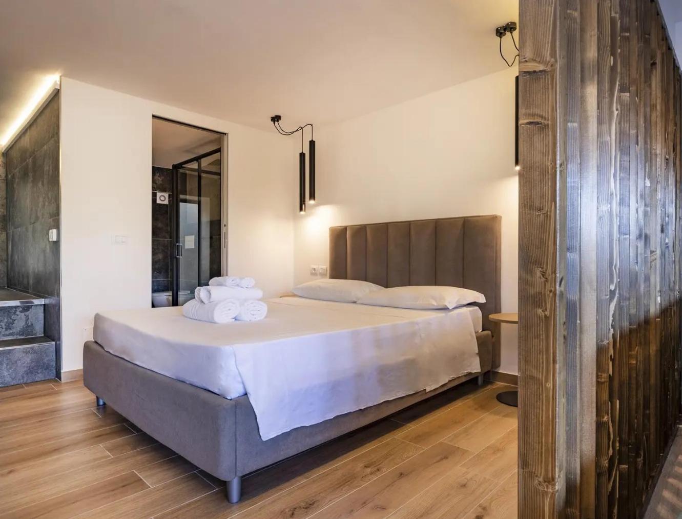 La Brisa Aparthotel Capo dʼOrlando Eksteriør bilde