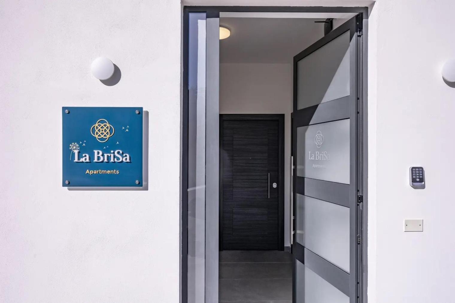 La Brisa Aparthotel Capo dʼOrlando Eksteriør bilde